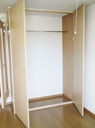 レオパレス葵第2の物件内観写真